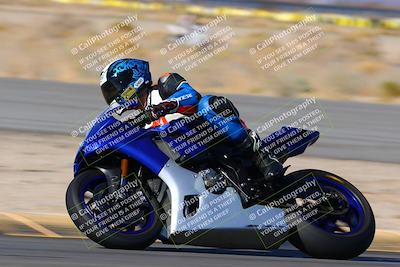 media/Jan-08-2022-SoCal Trackdays (Sat) [[1ec2777125]]/Turn 14 Outside (1050am)/